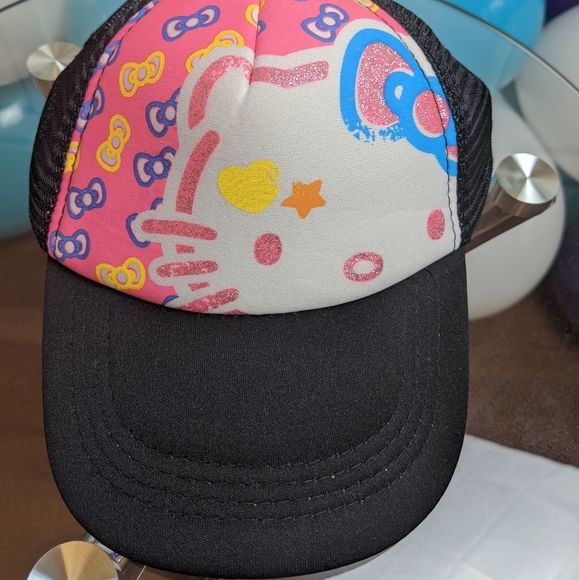 Hello kitty cap - Picture 3 of 8